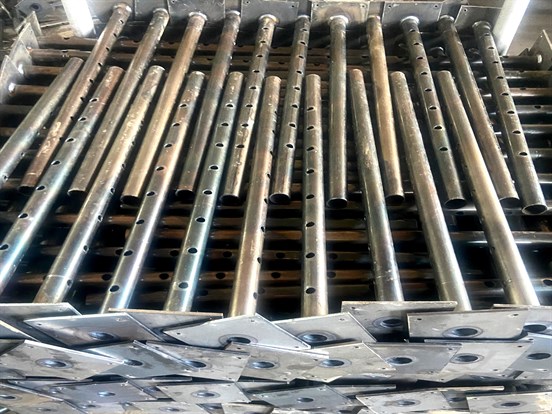 Adjustable steel prop components